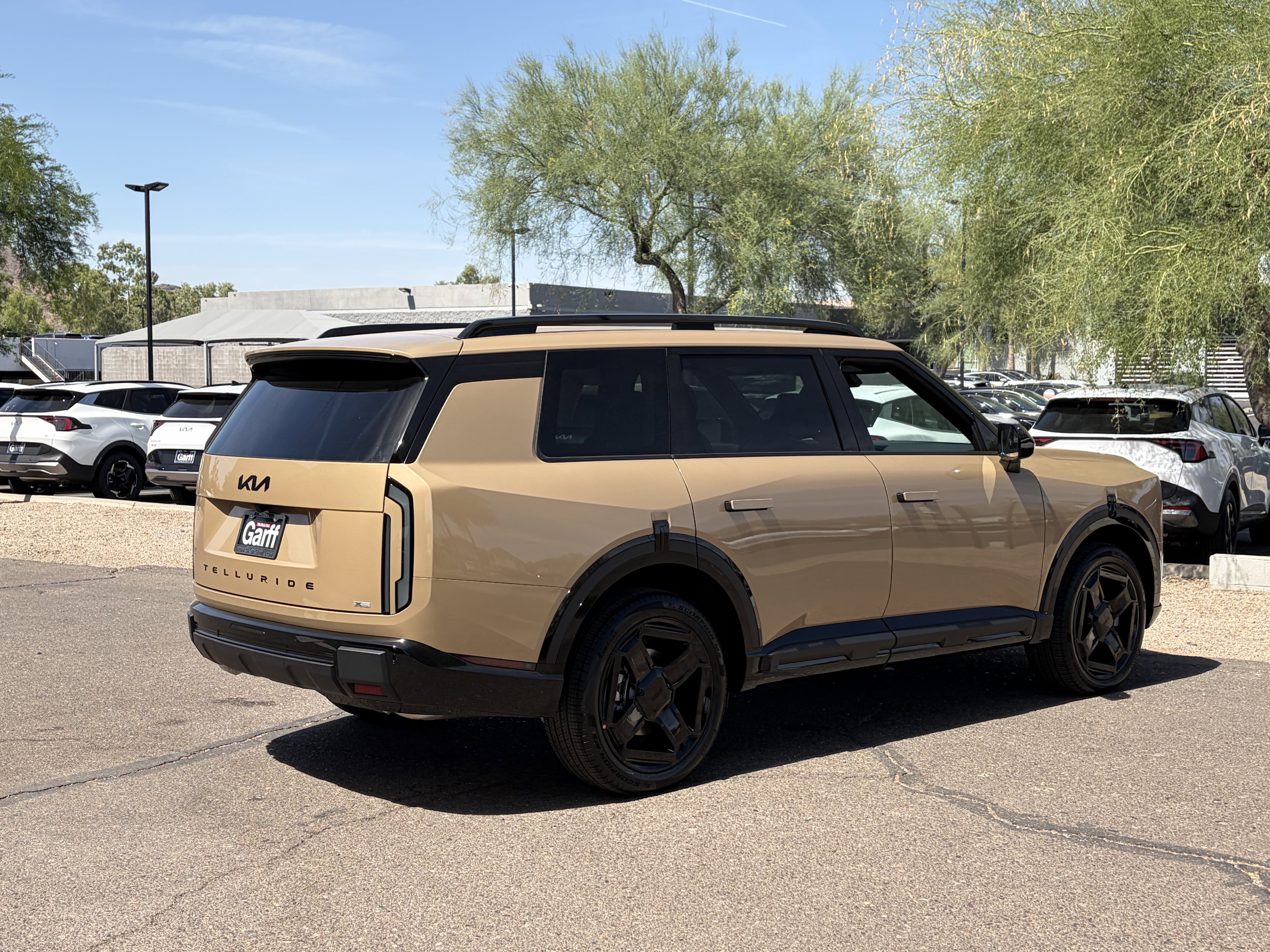 New 2027 Terrain Brown Kia X-Line EX image 4