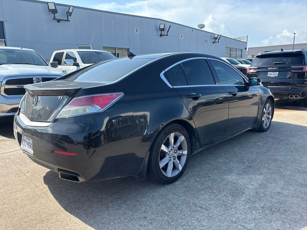 Used 2012  Acura 3.5 image 2