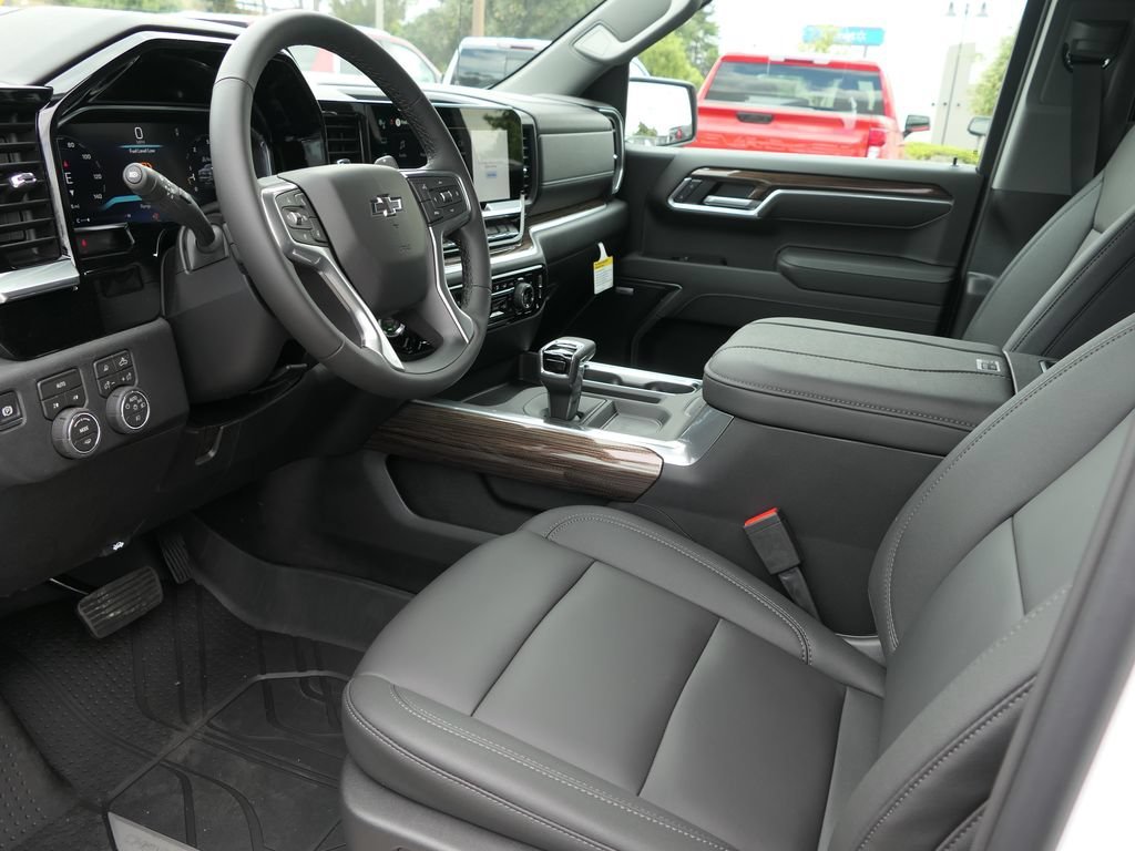 2026 Chevrolet Silverado 1500 RST - Photo 13