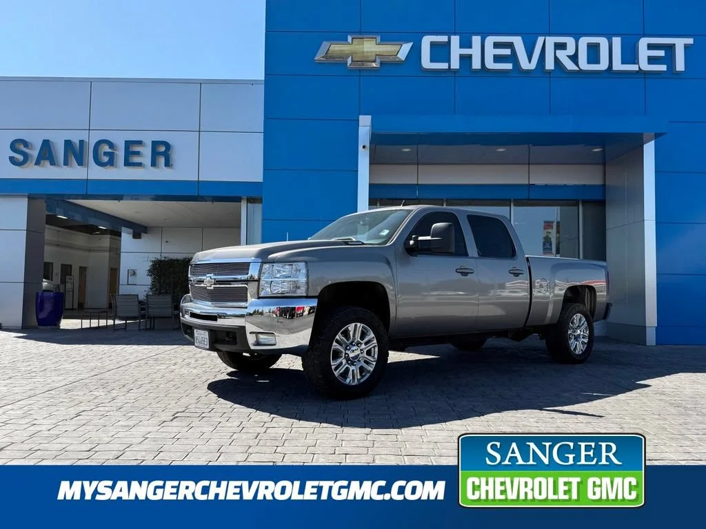 Used 2008 GRAYSTONE METALLIC Chevrolet LT w/1LT image 1