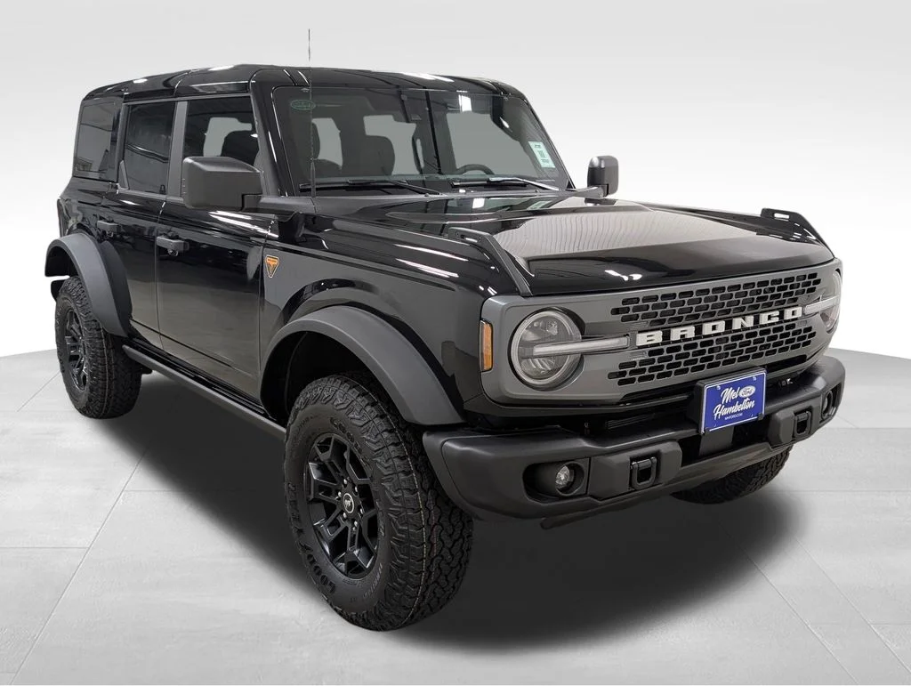 New 2026 Shadow Black Ford Badlands image 19
