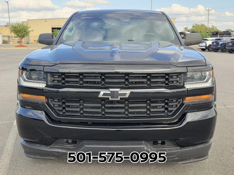 Used 2018 Black CHEVROLET 2WD CREW CAB 143.5" CUSTOM image 5