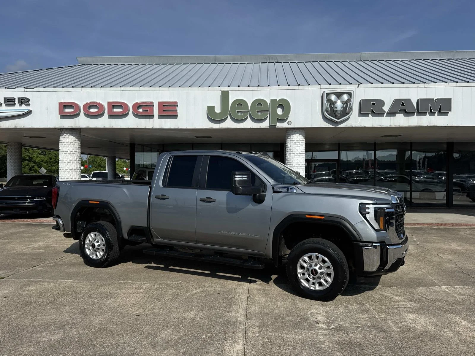 2024 GMC Sierra 4WD Double Cab Standard Box Pro's photo