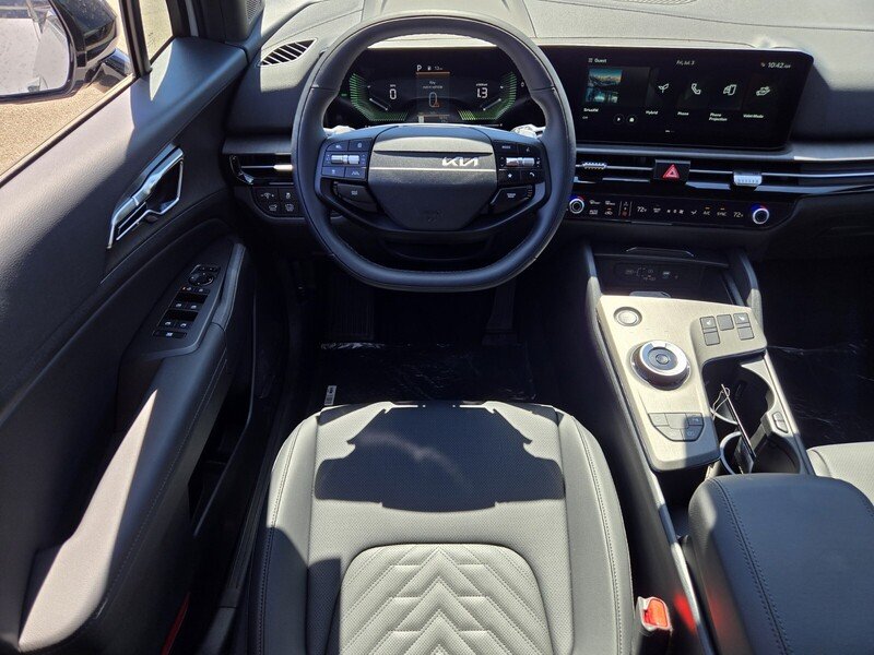 New 2026 Wolf Gray Kia X-Line image 10