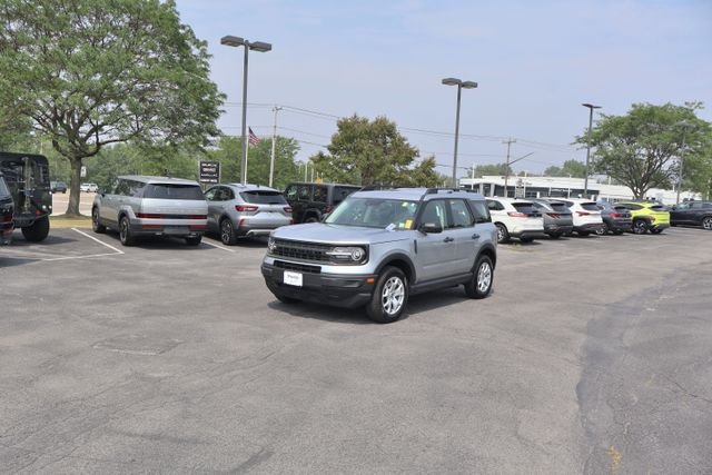 Used 2021 Silver Ford Base image 3