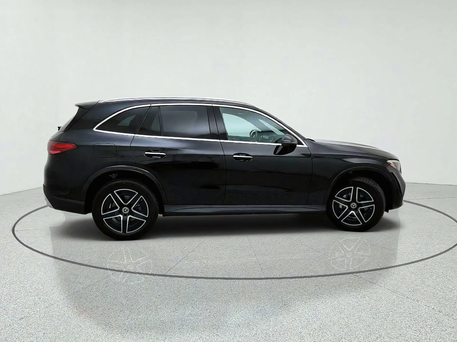 Certified Used 2026 Black Mercedes-Benz GLC 300 image 7