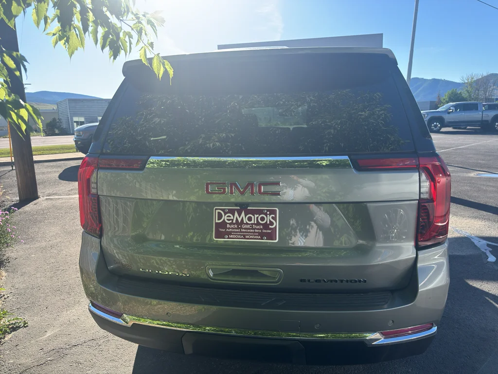 New 2026 Sterling Metallic GMC Elevation image 3