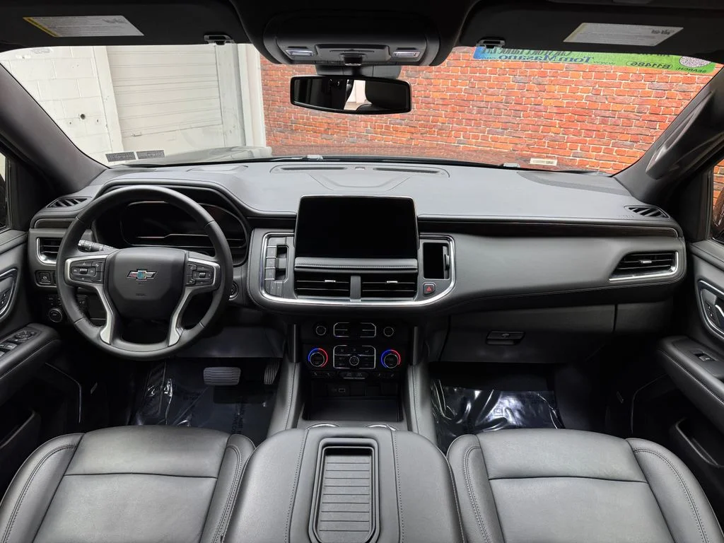Used 2024 Black Chevrolet Z71 image 13