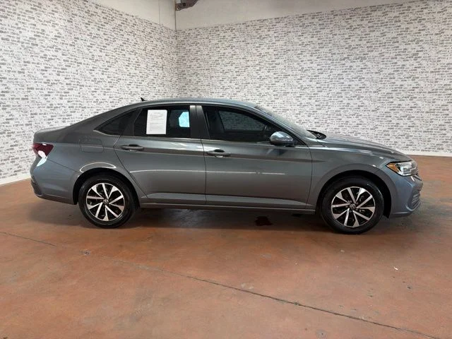 Used 2023 Platinum Gray Metallic Volkswagen 1.5T S image 6