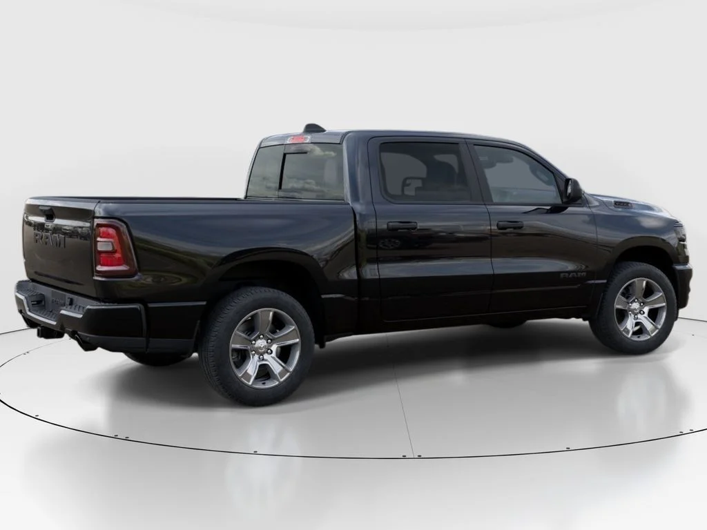 New 2026 Diamond Black Crystal Pearl-Coat Exterior Paint RAM Express image 4