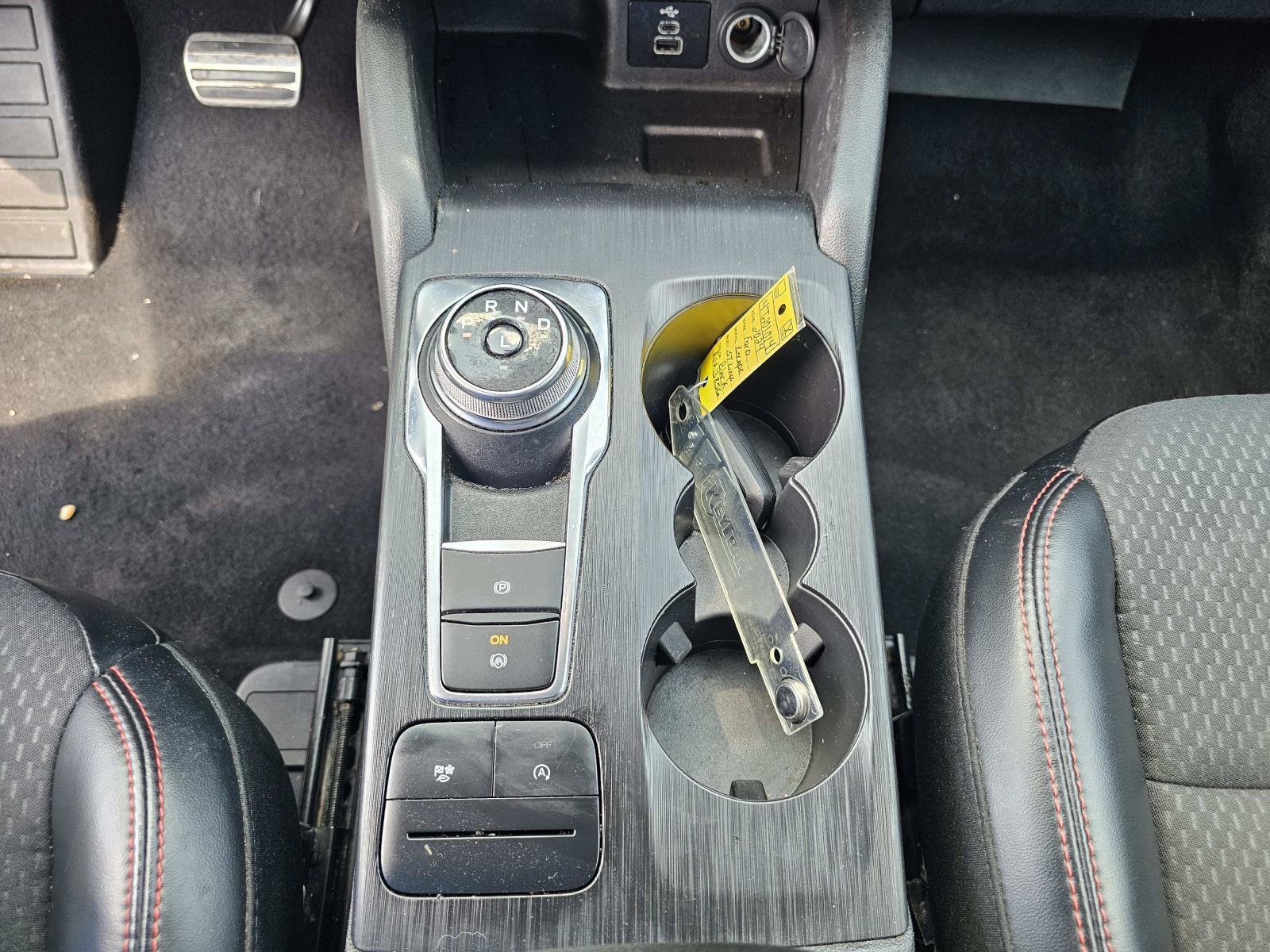 2024 Ford Escape ST-Line - Photo 26