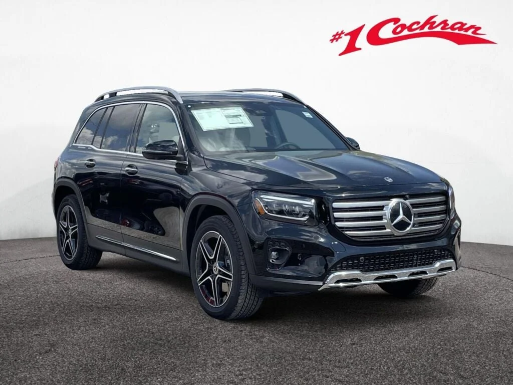 2026 Mercedes-Benz GLB GLB 250 4MATIC's photo