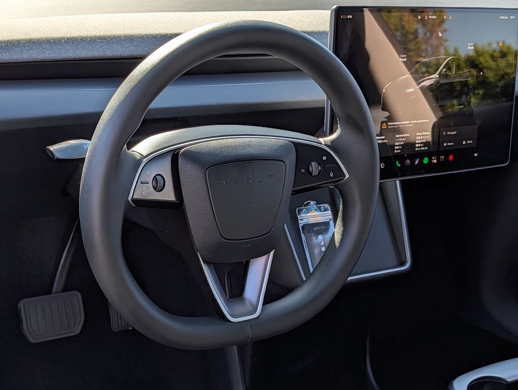 2026 Tesla Model Y Standard - Photo 18