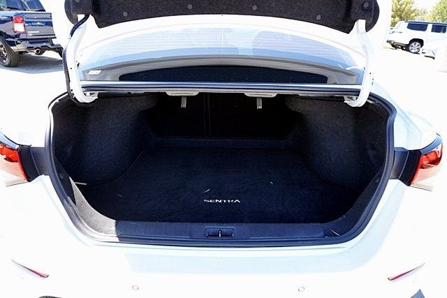 Used 2023 White Nissan SV image 18