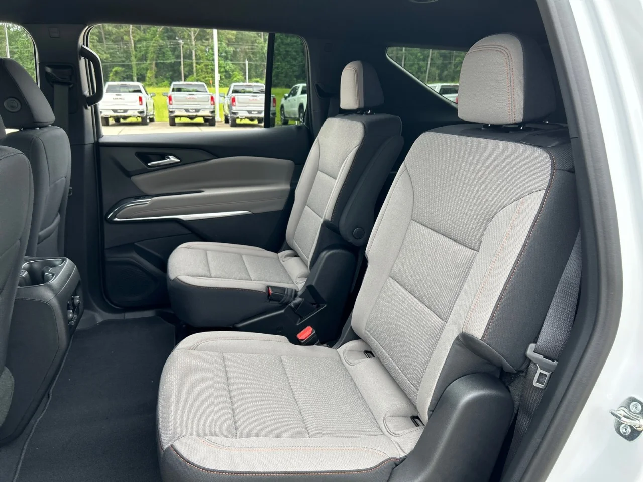 2026 Chevrolet Traverse LT - Photo 17