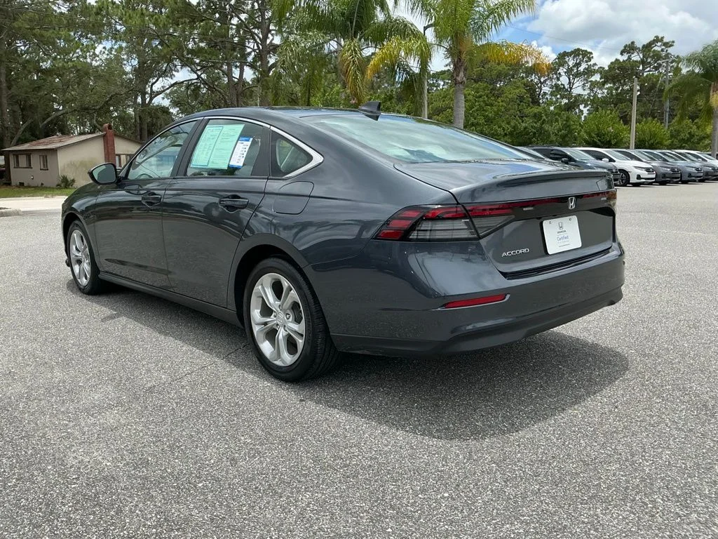 Used 2023  Honda LX image 8