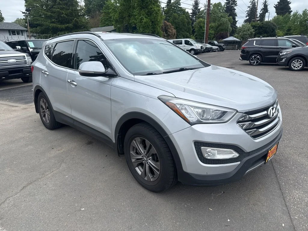 Used 2013 Silver Hyundai Base image 6