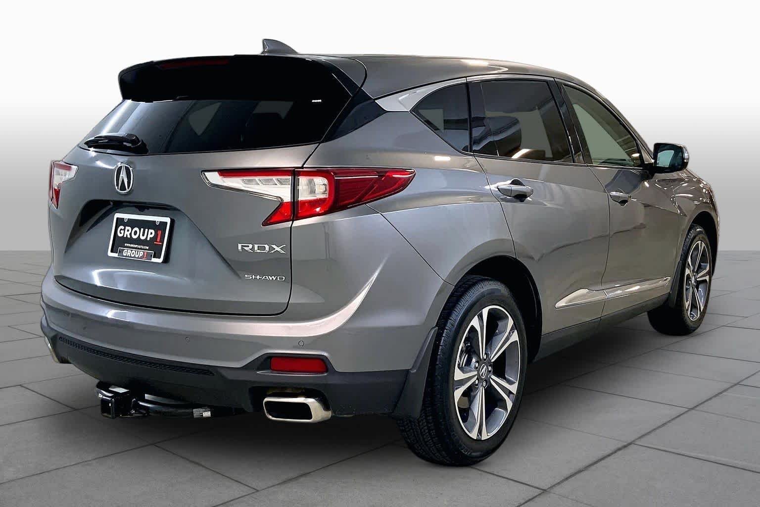 Used 2024 Liquid Carbon Metallic Acura w/Advance Package image 12