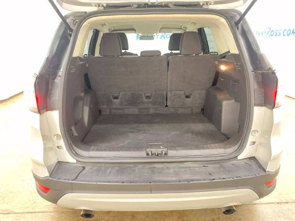 Used 2017 Silver Ford SE image 14