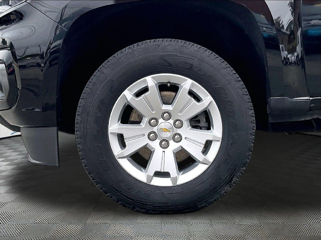 Used 2022 Black Chevrolet LT image 7