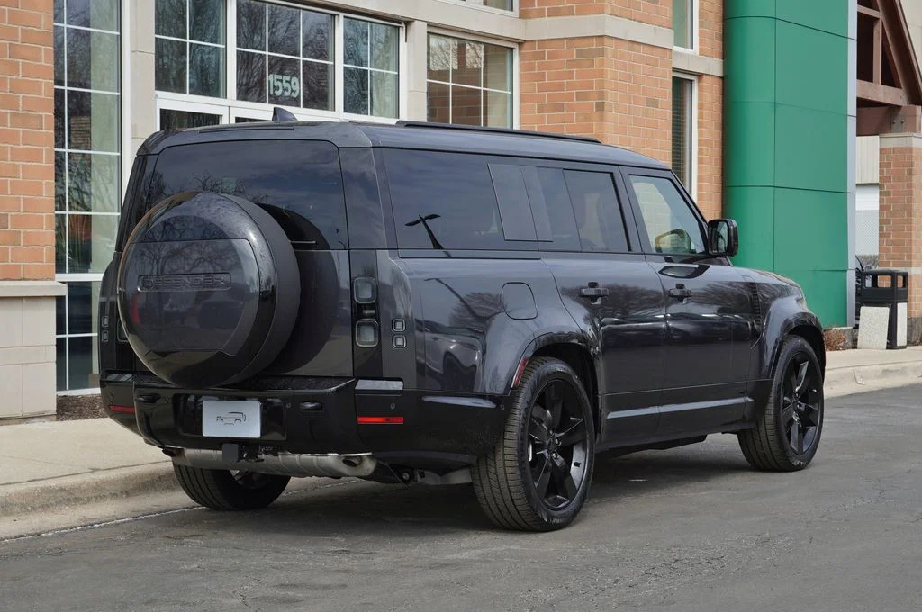 New 2026 Carpathian Grey Land Rover X-Dynamic SE image 6