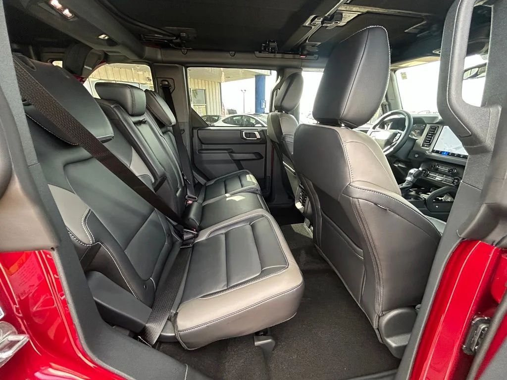 New 2026 Ruby Red Metallic Tinted Clearcoat Ford Outer Banks® image 21
