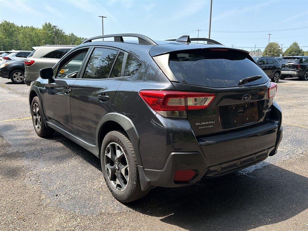 Used 2019 Dark Gray Metallic Subaru Premium image 10