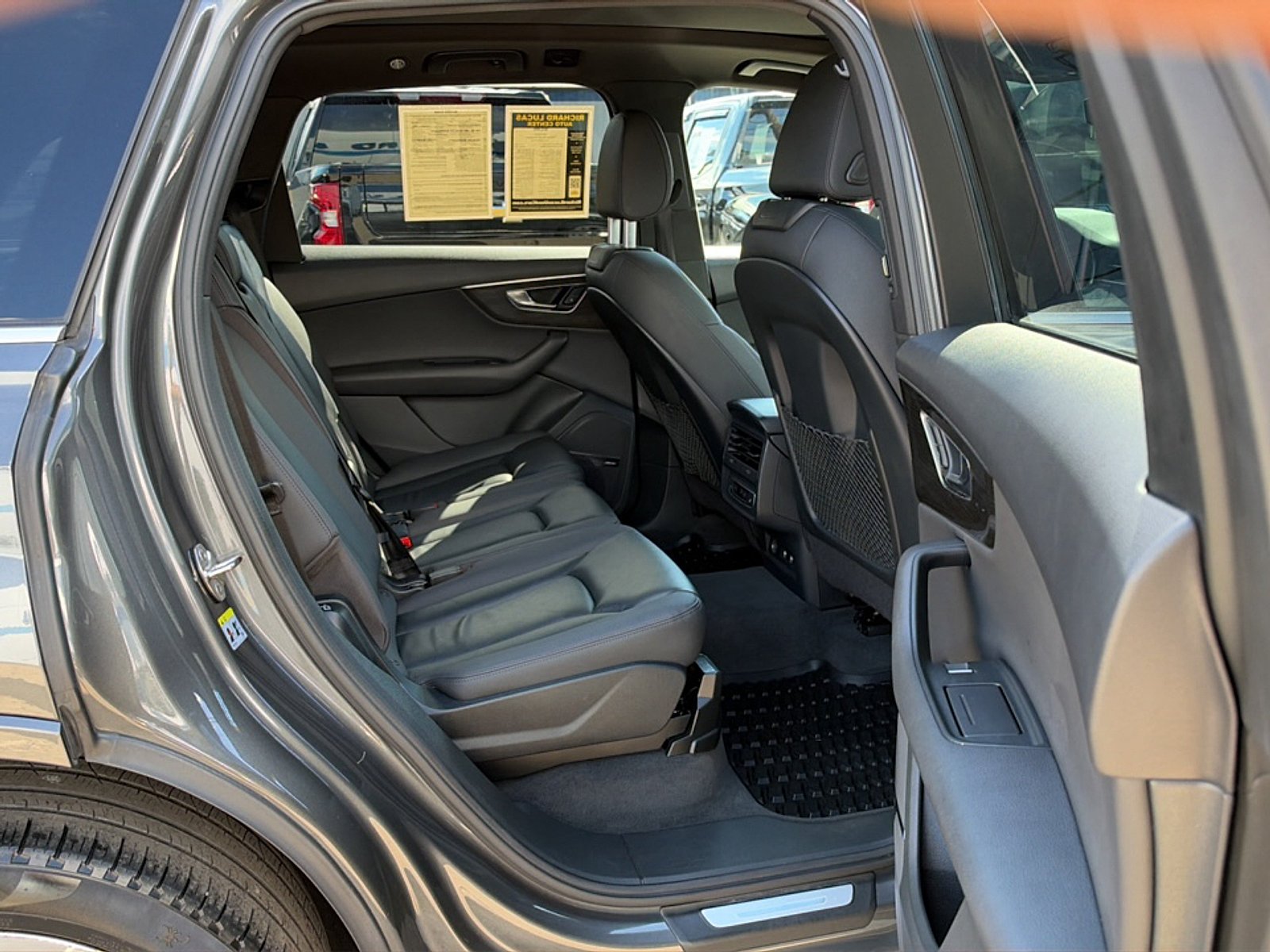 2020 Audi Q7 Premium Plus - Photo 24
