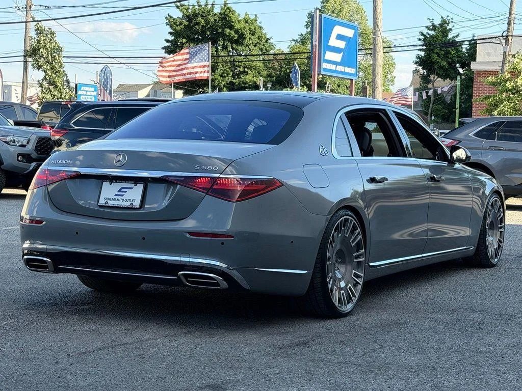 Used 2022 Gray Mercedes-Benz Maybach S 580 image 11