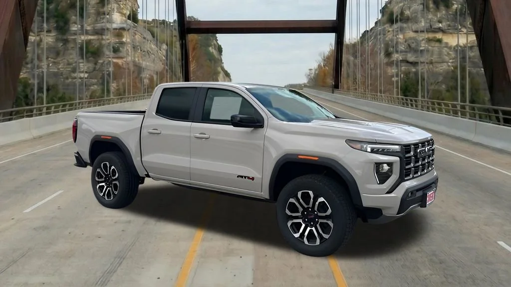2026 GMC Canyon 4WD AT4 Crew Cab Short Box's photo