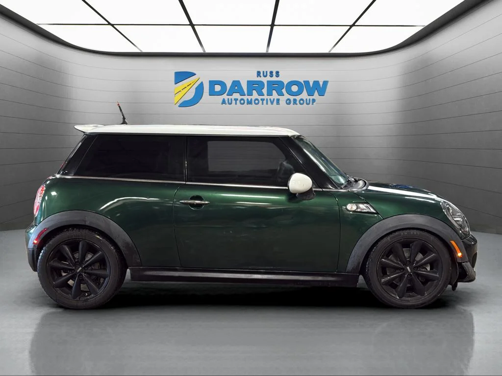 Used 2013 Green MINI Base image 6