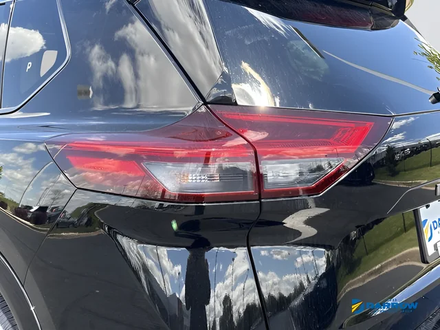 New 2026 Super Black Nissan Platinum image 29