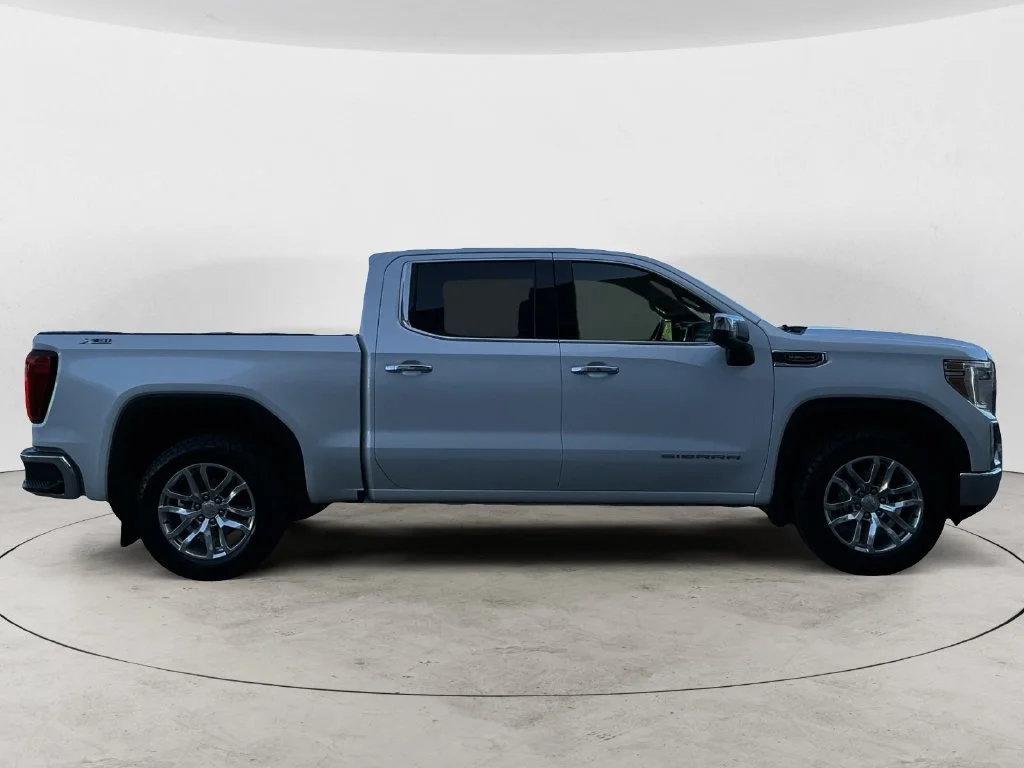 Used 2021 WHITE FROST TRICOAT GMC SLT image 7