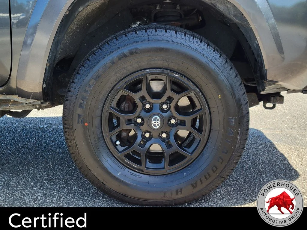 Used 2019 Gray Toyota SR5 image 12