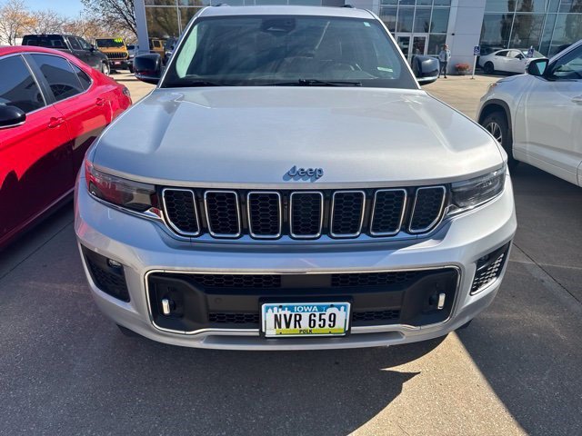 Used 2021 Silver Zynith Jeep Overland image 2