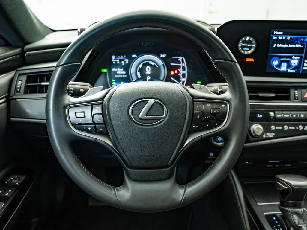 Used 2022 Graphite Black Lexus 300h image 38