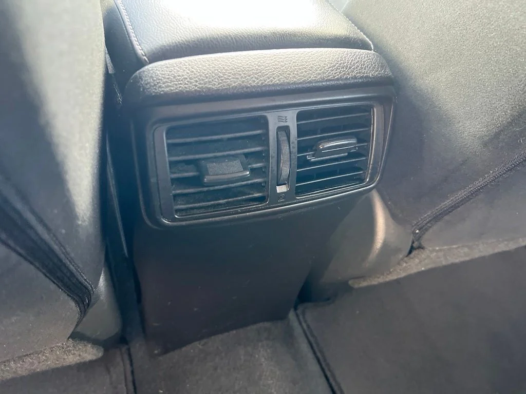 Used 2016 White Nissan SV image 24