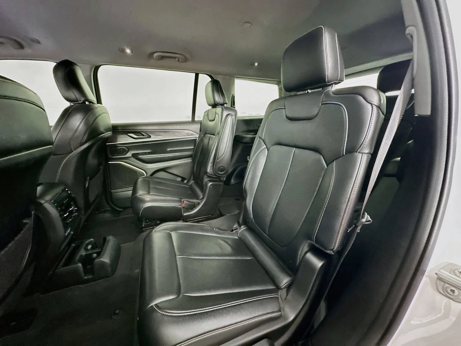 2022 Jeep Grand Cherokee L Limited - Photo 26