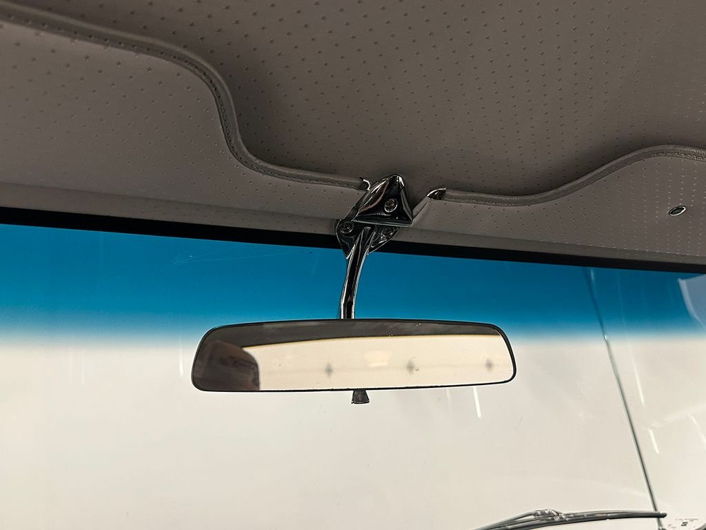 Used 1964 Green Pontiac  image 91