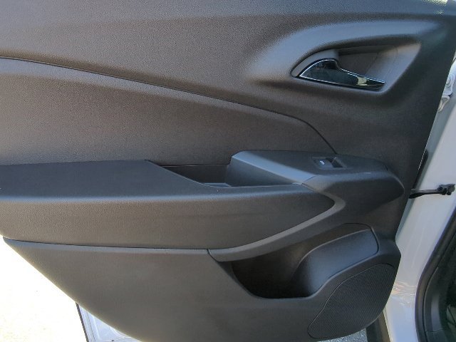 2026 Chevrolet Trax RS - Photo 24