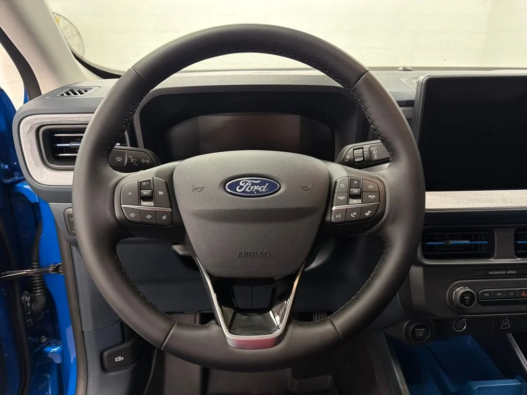 2025 Ford Maverick XLT - Photo 17