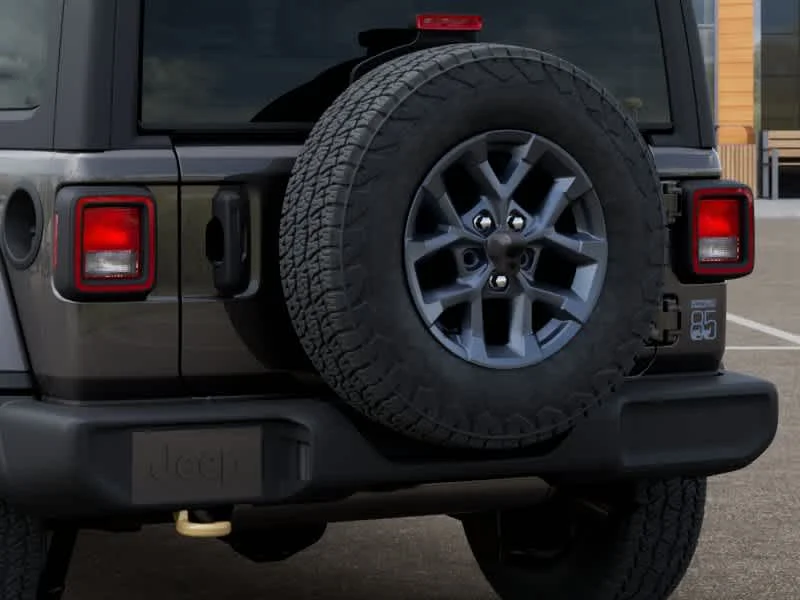 New 2026 Granite Crystal Metallic Clearcoat Jeep 85th Anniversary image 13