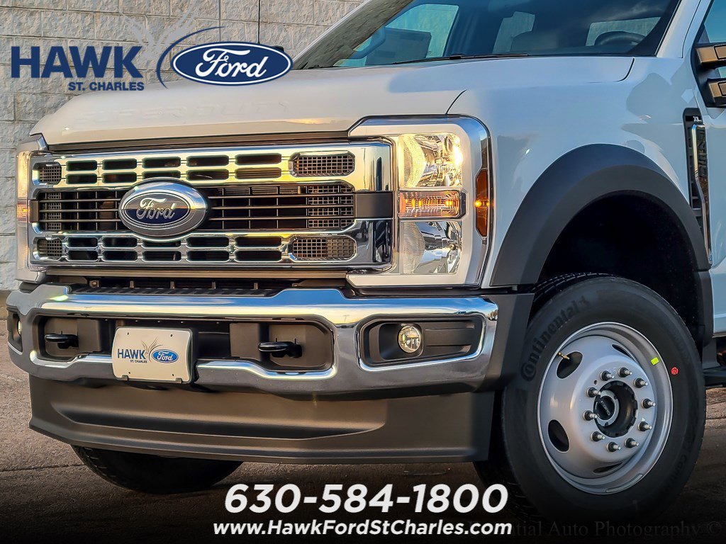 New 2026 Oxford White Ford F-450® XL image 2