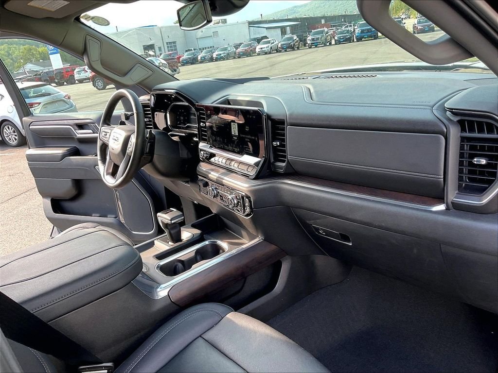 Used 2023 Black GMC SLT image 14