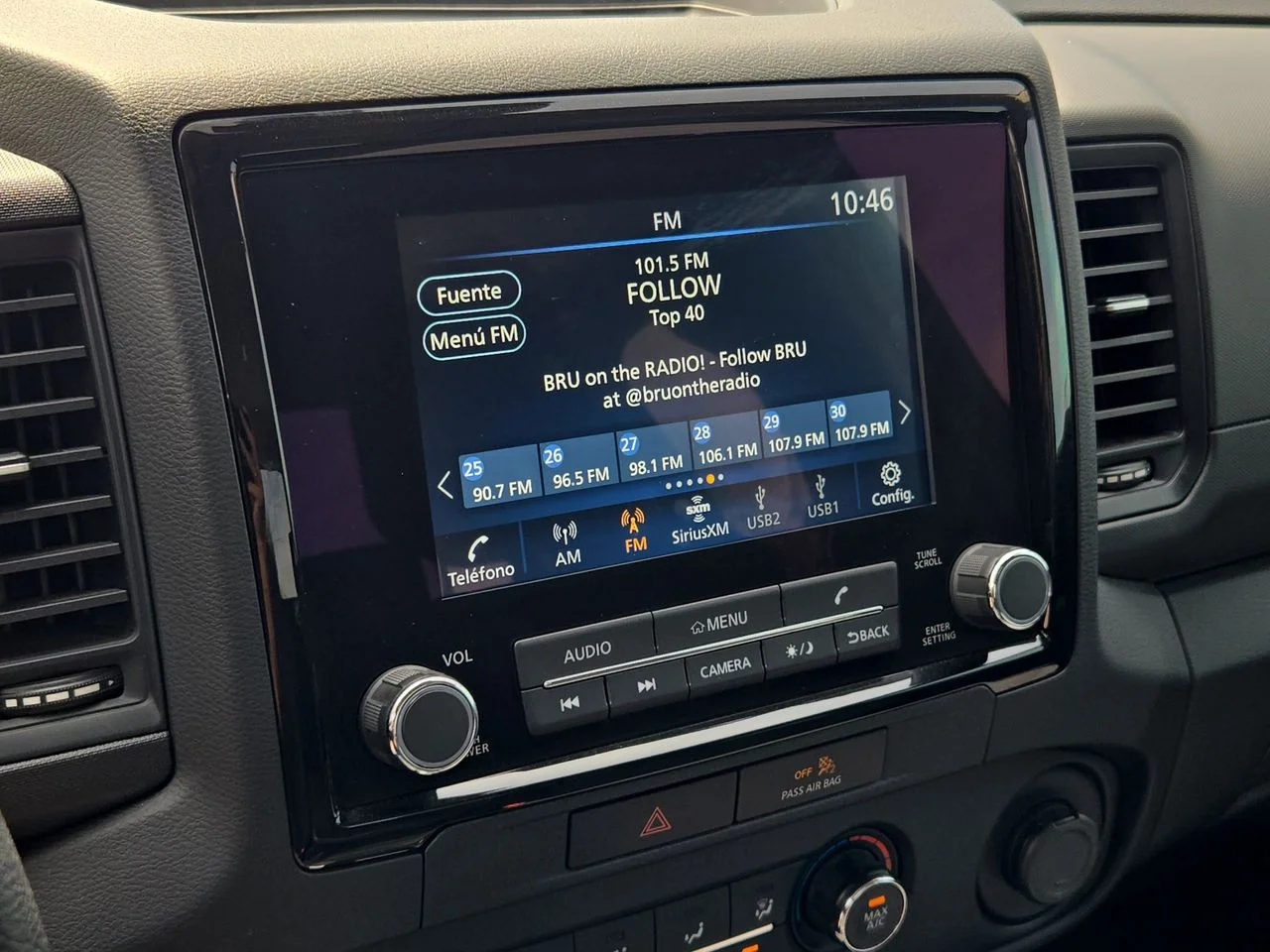 Used 2023 Glacier White Nissan S image 11