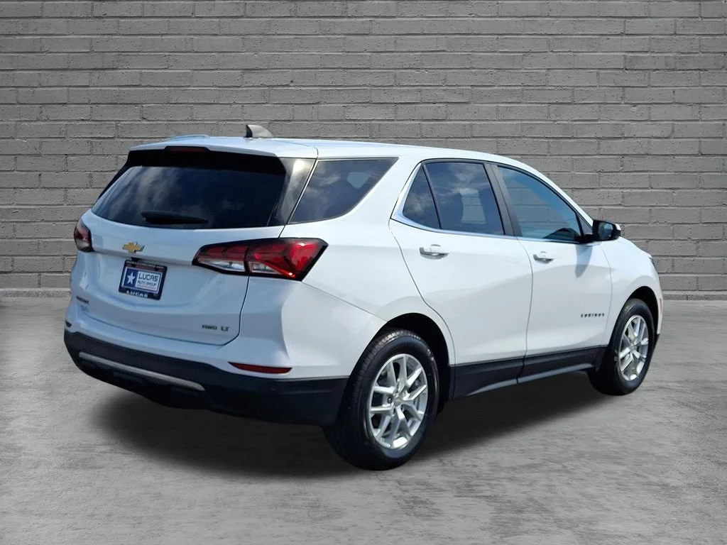 Used 2023 Summit White Chevrolet LT image 12
