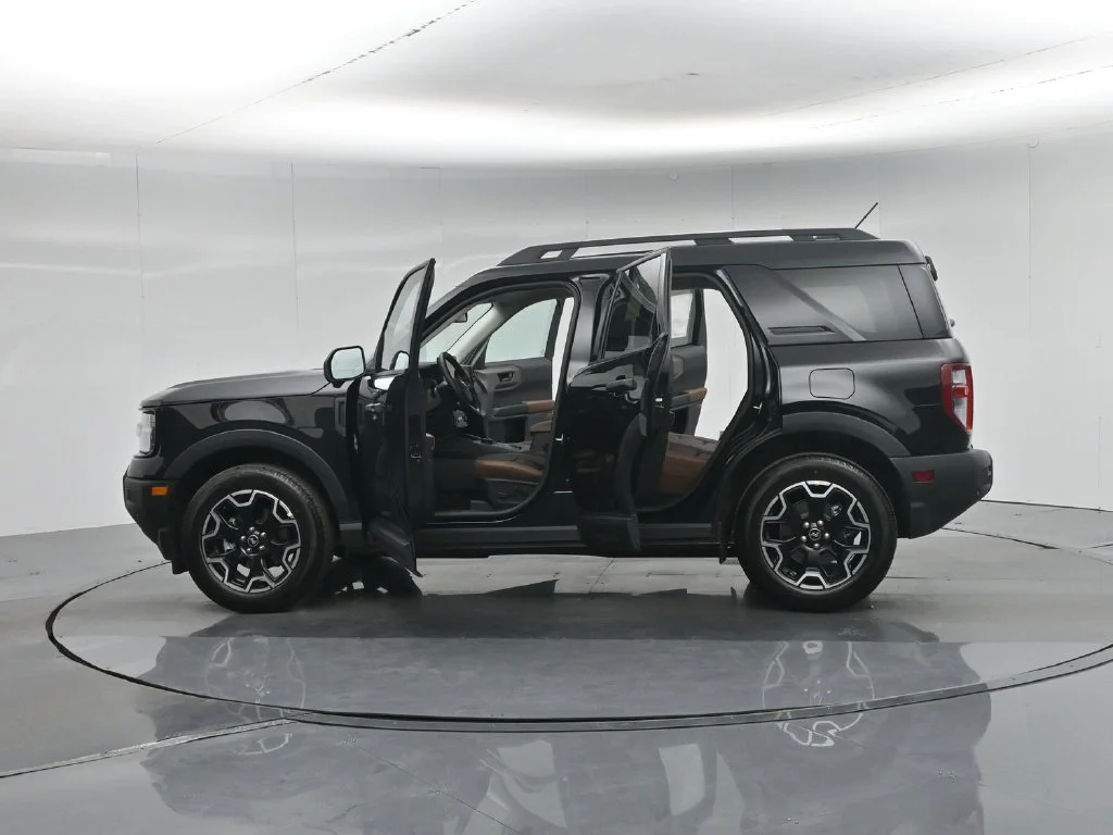 New 2026 Shadow Black Ford Outer Banks image 35