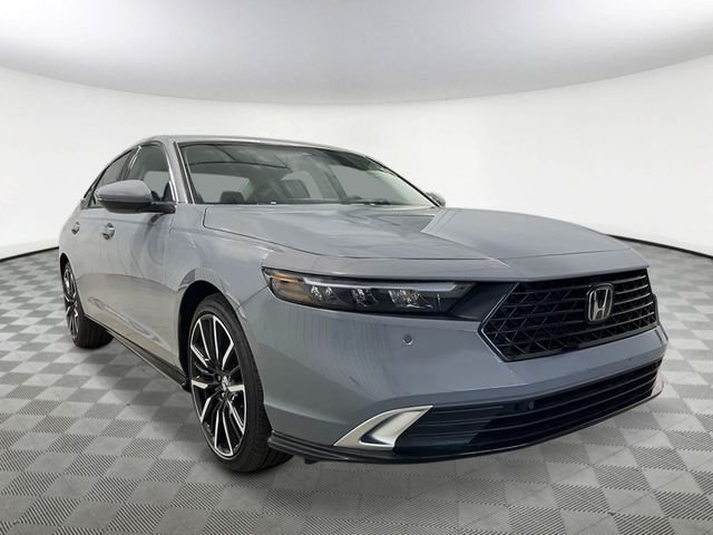 New 2026 Urban Gray Pearl Honda Touring image 9
