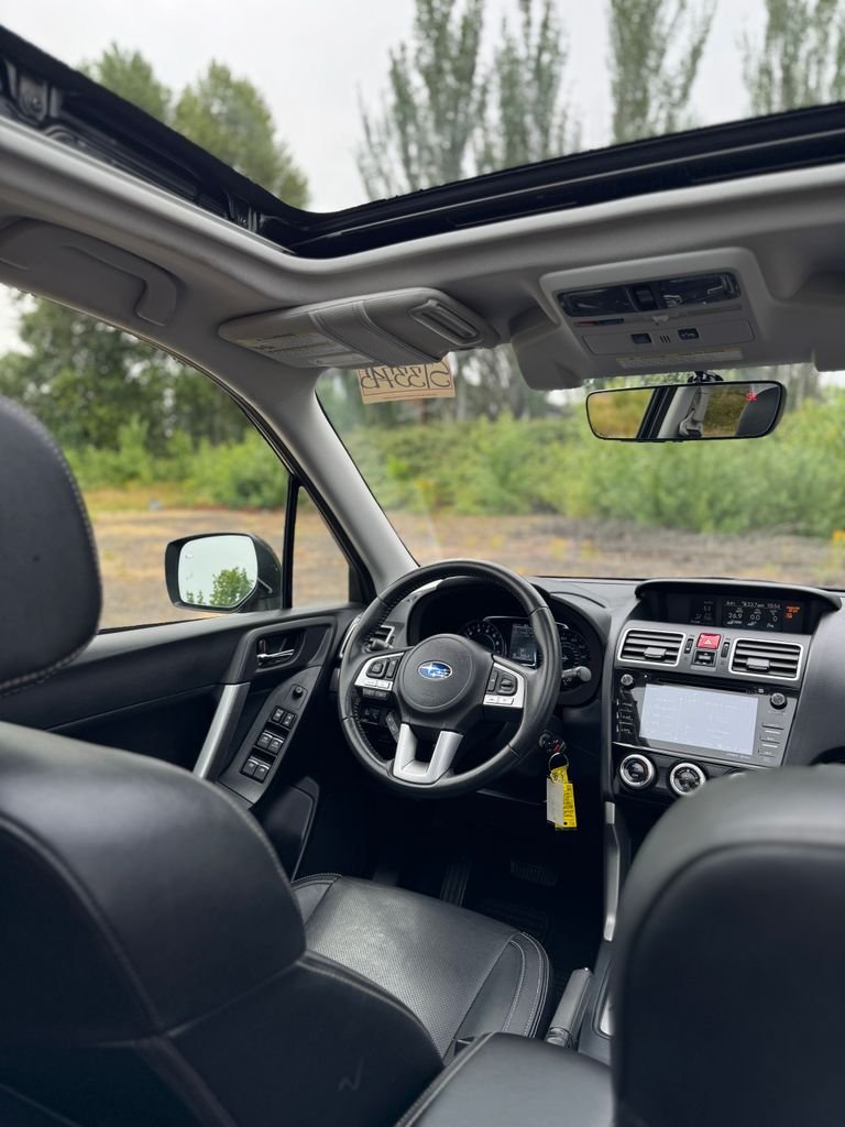 Used 2018 Crystal Black Silica Subaru 2.5i Limited image 25