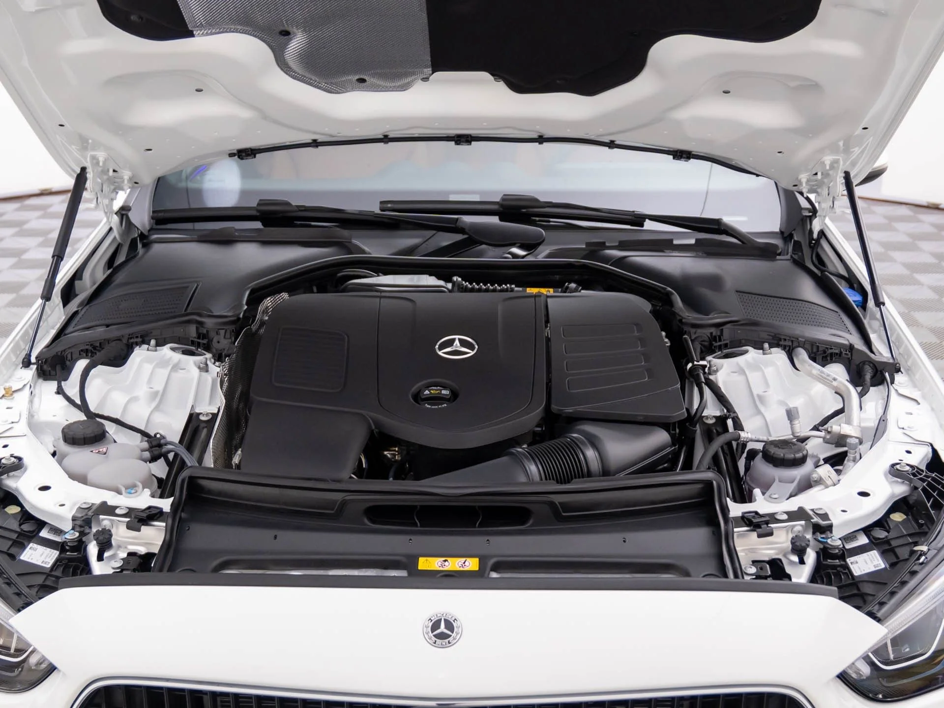 New 2026 White Mercedes-Benz C 300 image 27